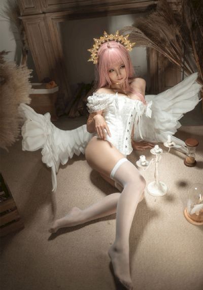 草莓视频色版黄_日韩免费DVD国语在线观看