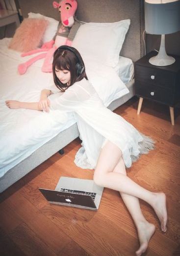 久操综合_中文字幕大全高清迅雷在线观看