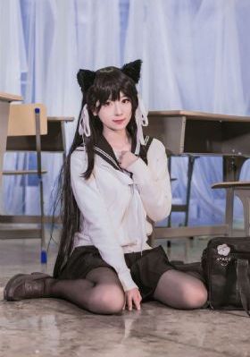 丝袜美女被c_快播免费在线观看电视