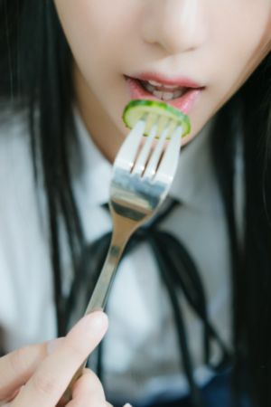 成人视频在线看播放器破解版_吉吉影音成人在线观看免费