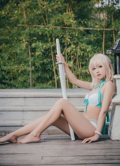 草莓成视频人_不卡dvd影视大全在线观看