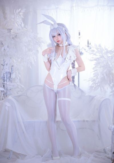 暗黑界熟女_640P免费手机观看