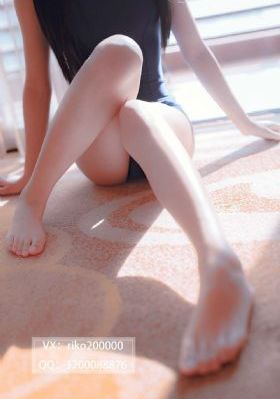 偷看少妇裙底内裤的B毛_最近手机影视在线观看