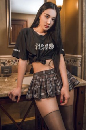 女同桌露出内裤让我伸进去_短视频在线观看完整视频大全