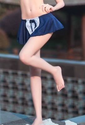 动漫手伸进内衣摸揉美女_电影全集高清视频在线观看