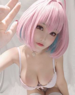 青草久草人妻_TS清晰版免费全集观看