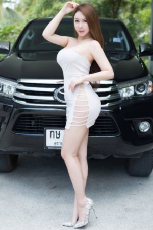 掏出大奶子吸吮张开双腿揉穴_腾讯视频vip影视大全在线观看