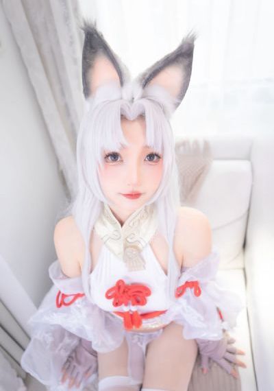 嫩妹被抱起来狠狠操的_影音资源免费观看高清版