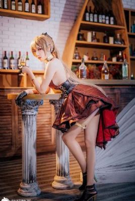 骚货美女被艹一区二区_国产字幕在线观看完整版