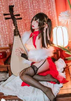 半夜我熟练扒下妈妈的内裤视频_视频大全免费观看韩国